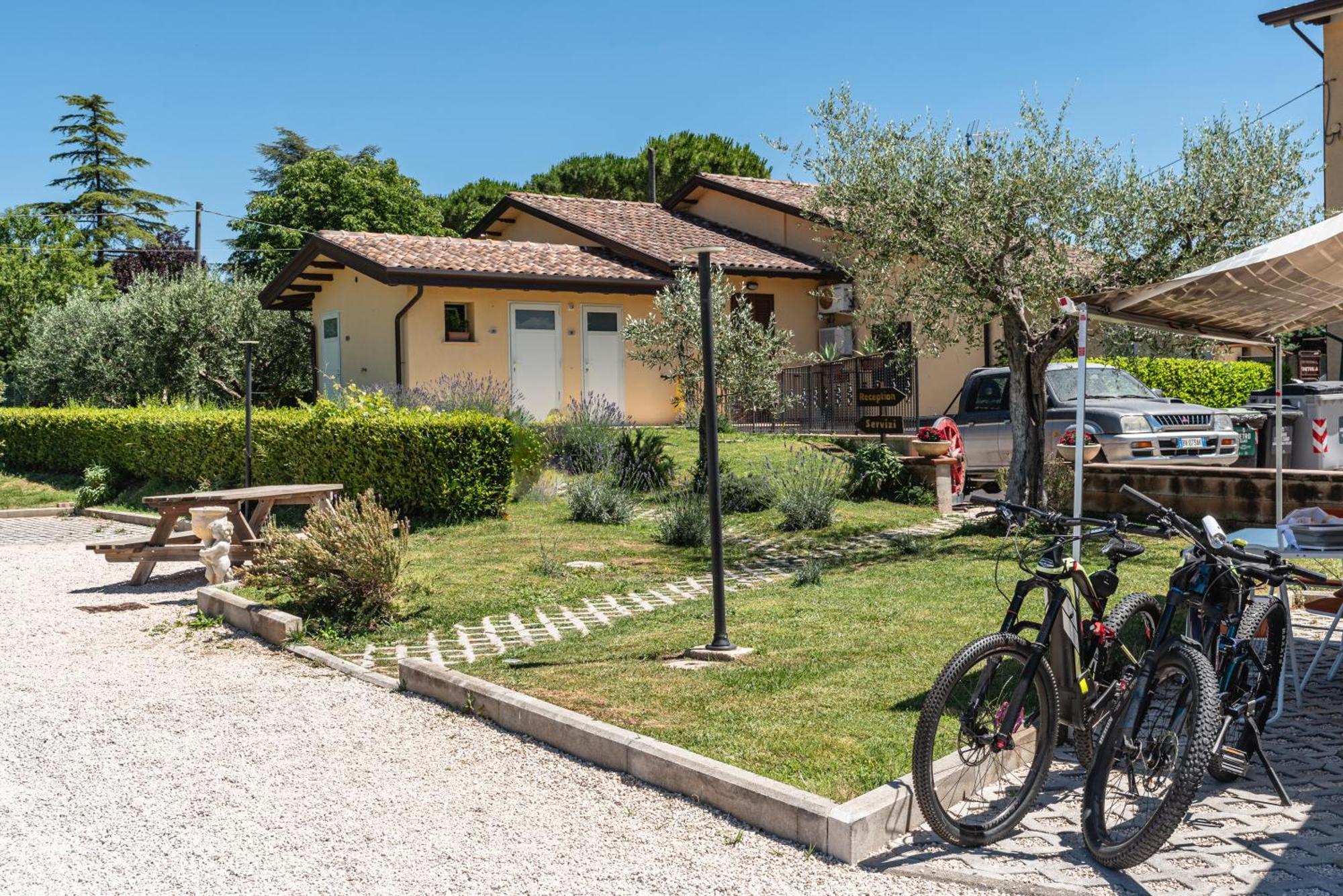 Agriturismo Il Girasole Assisi Kültér fotó