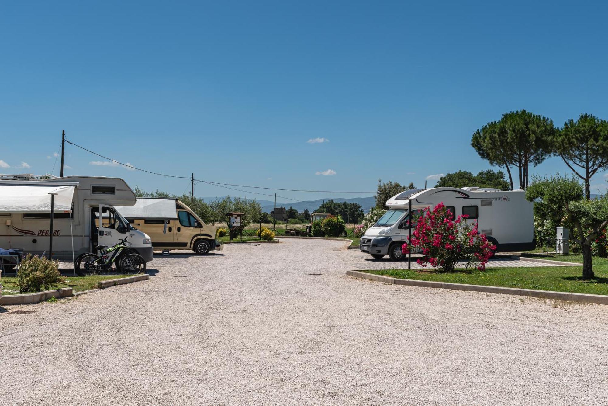Agriturismo Il Girasole Assisi Kültér fotó
