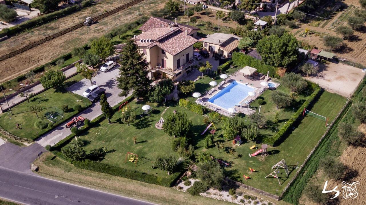 Agriturismo Il Girasole Assisi Kültér fotó