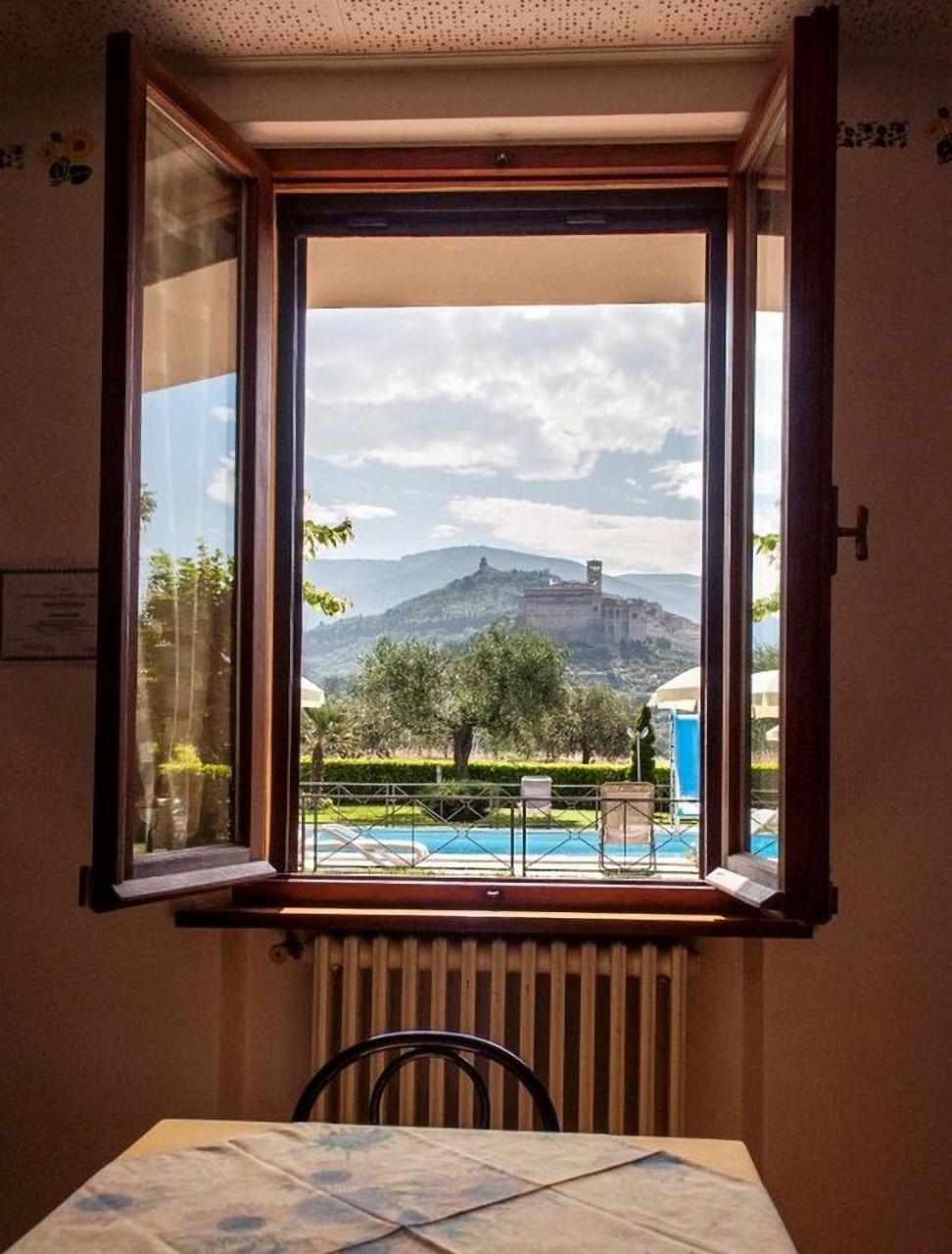 Agriturismo Il Girasole Assisi Kültér fotó