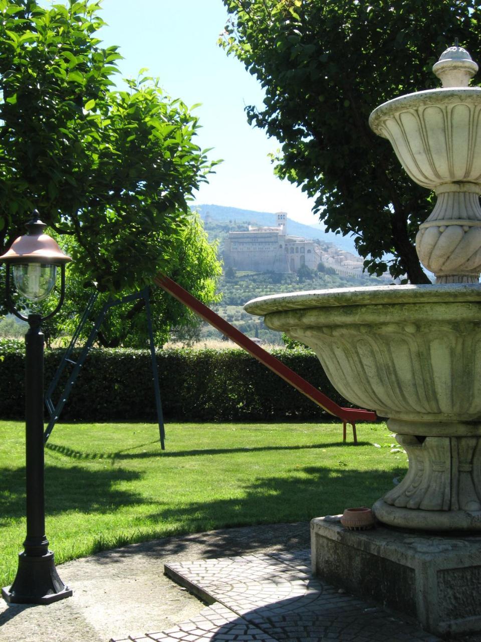 Agriturismo Il Girasole Assisi Kültér fotó